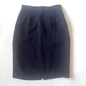vintage silk Black pencil skirt with zipper closure
